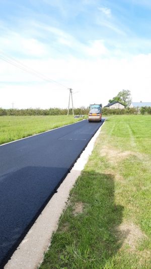 Przebudowa dróg w miejscowościach Bujały i Rokitnica-Kąty.